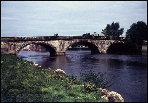 old uk bridge england urban history film 35mm river geotagged town britain slide lincolnshire trent analogue grade2 listed gainsborough dn21