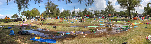 panorama festival trash garbage hungary cleaning sound shit müll balaton reinigung zamárdi 550d zamardi