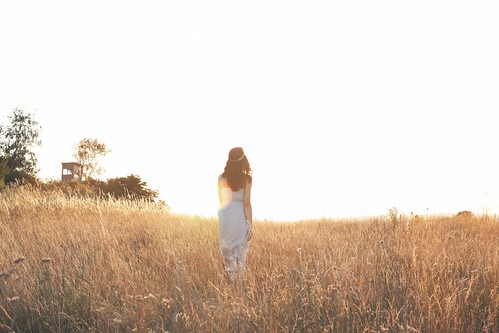 trees sunset sun white nature girl grass yellow canon hair eos evening dress bright meadow flare ef koblenz sunflare 6d 24105