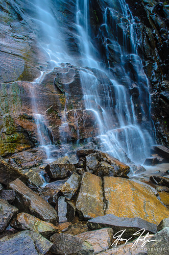 hickorynutfalls waterfall chimneyrock northcarolina unitedstates