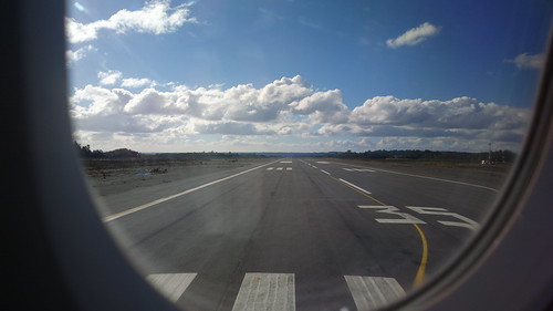 window airplane takeoff