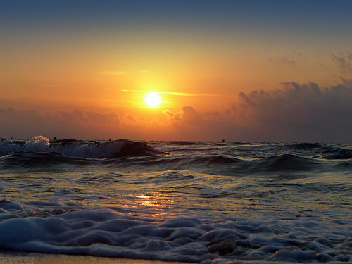 morning sea españa mañana beach valencia sunrise dawn mar spain waves playa alicante amanecer olas alacant salidadelsol lx7 playadesanjuan lumixlx7 panasoniclumixlx7