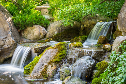 summer japanesegarden waterfall illinois unitedstates rockford andersonjapanesegardens