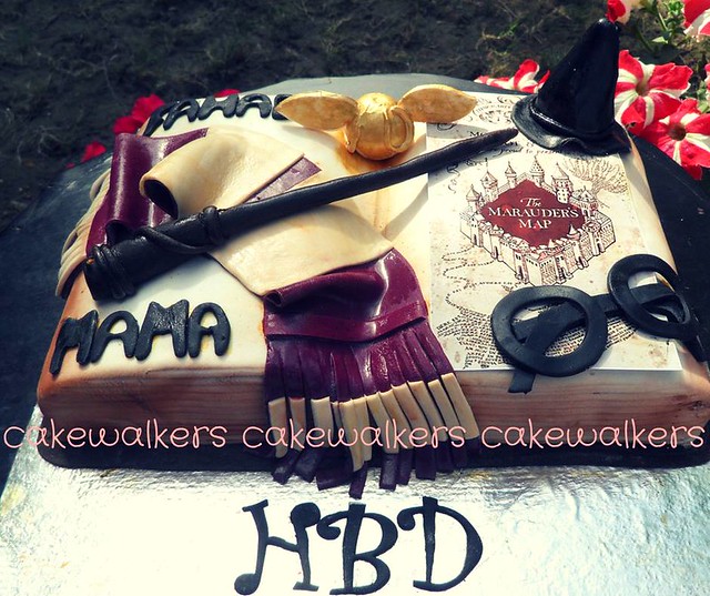 Cake by Areebah Imran of Cakewalkers