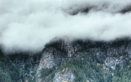 mountain nature clouds canon landscape washington big scenery cloudy scenic pacificnorthwest pnw rugged northcascades canon135mmf2lusm canoneos5dmarkiii johnwestrock