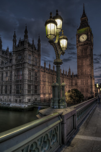 nightphotography london westminster architecture night housesofparliament bigben icon lamps riverbank iconic riverthames hdr westminsterbridge hdrphotography
