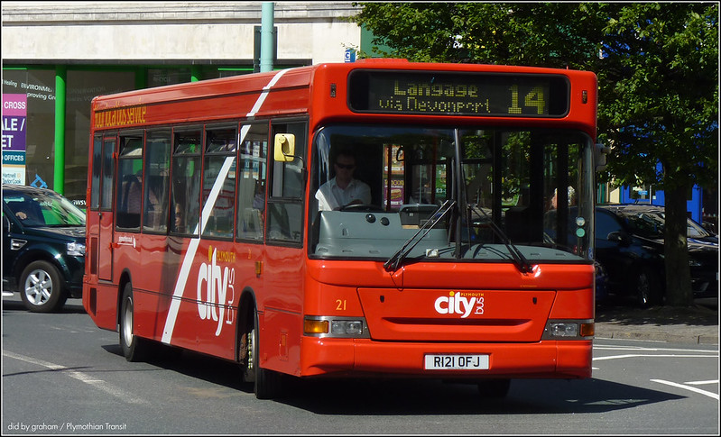 Plymouth Citybus 021 R121OFJ