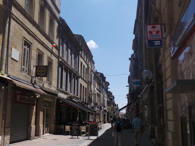 a street in Bordeaux, June 2014