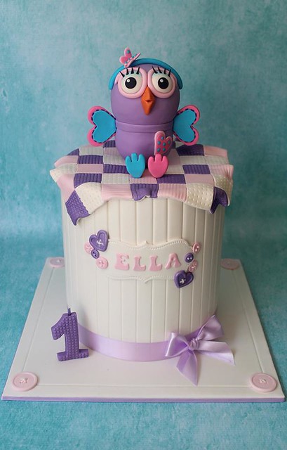 Hootabelle Themed Cake from Cakes by Lisa