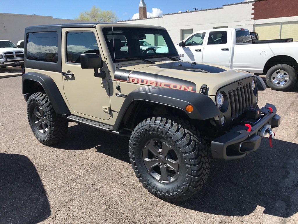 Can 35s fit on stock Hard Rock | JKOwners Forum