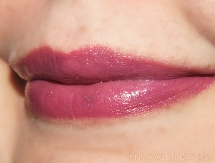 mac alluring aquatic collection cremesheen lipstick- goddess of the sea (2)