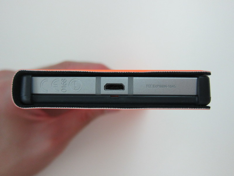 Nokia Lumia 930 Case (CP-637) - With Nokia Lumia 930 (Bottom)