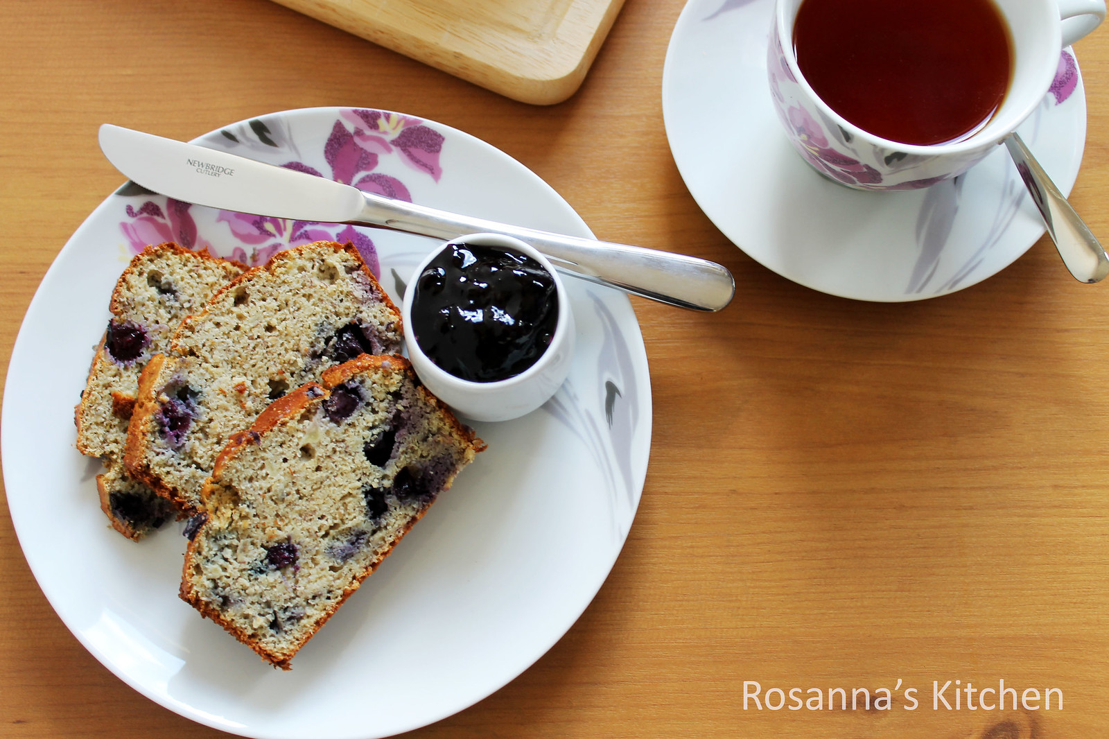 blueberry and banana oat loaf