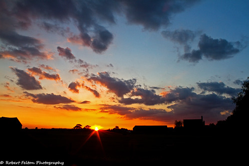 light sunset sky cloud sun silhouette set skyscape bedford gold bedfordshire felton paddock cardington robertfelton