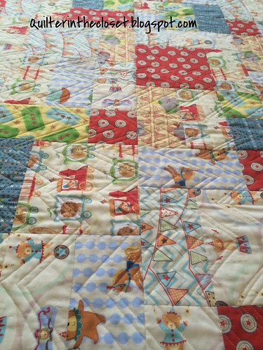 Hands 2 Help charity quilt - quilting