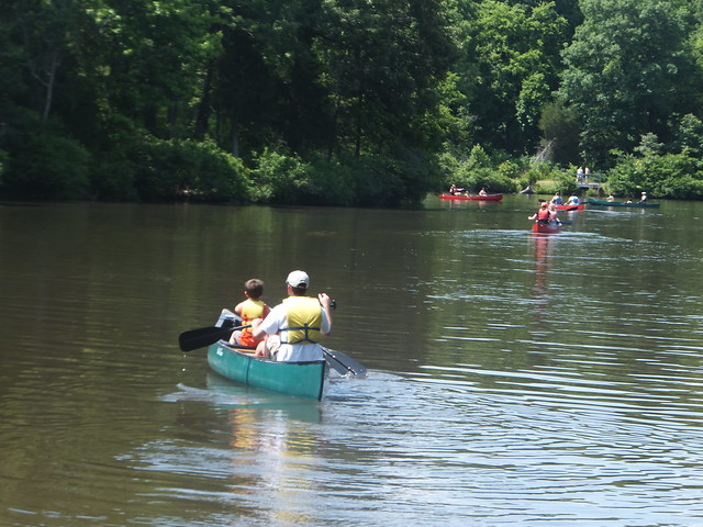 Learn to paddle at Twin Lakes State Park