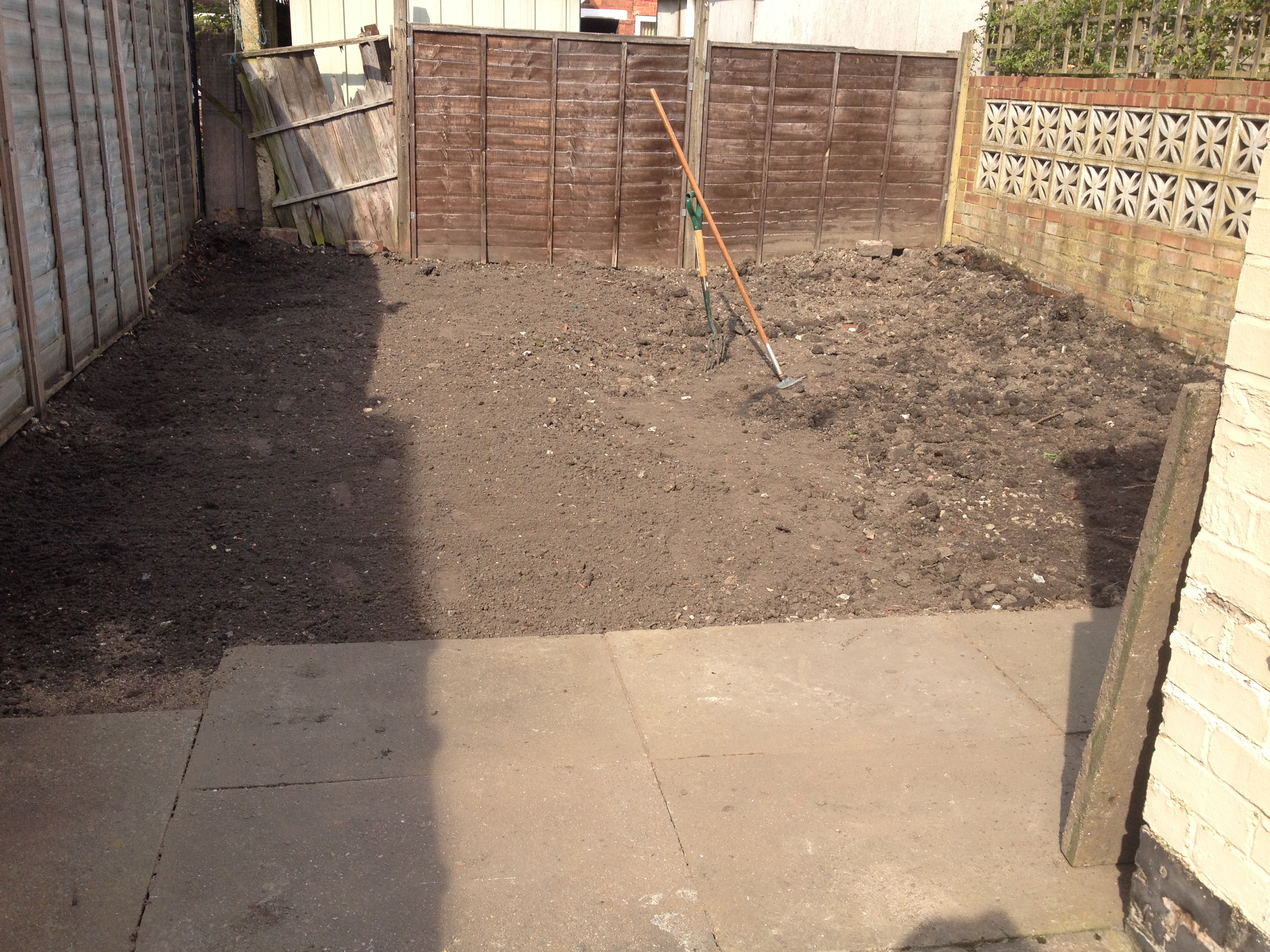 Thanks Mum & Rob for helping fix the garden. Waiting for grass now.