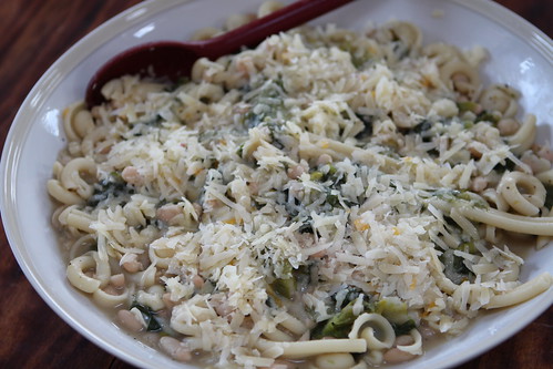 Gary's Pasta with White Beans and Escarole