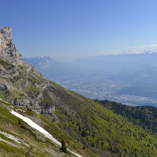 Superbe photo prise par Matthieu Metzger sur le chemin du Col de l'Arc au-dessus de Grenoble.