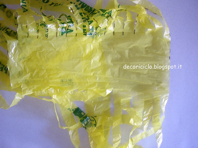 tutorial fettuccia da sacchetti di plastica 7