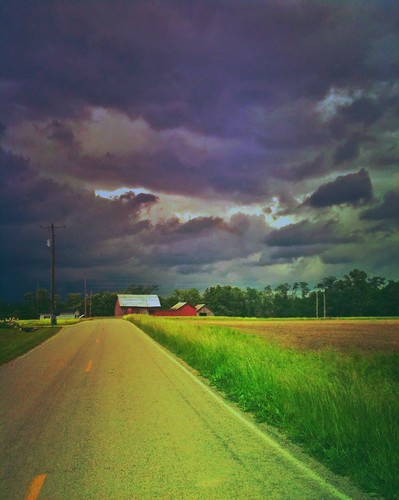 blue ohio sky clouds rural landscape spring midwest skies country app 2011 handyphoto mobileography phoneography iphoneography iphoneedit snapseed mextures jamiesmed