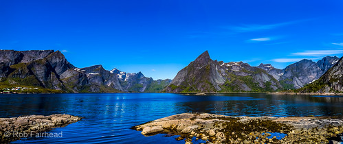 panorama mountain lake bird norway europe stitch lofoten lofotenislands nordland moskenes hamnoy hamnøy
