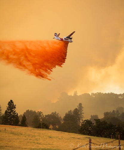 california lake water river fire aircraft 911 huey helicopter forestfire firefighting s60 amador wildfire dipping usda cdf spotter wildland usfs bambibucket sandfire calfire