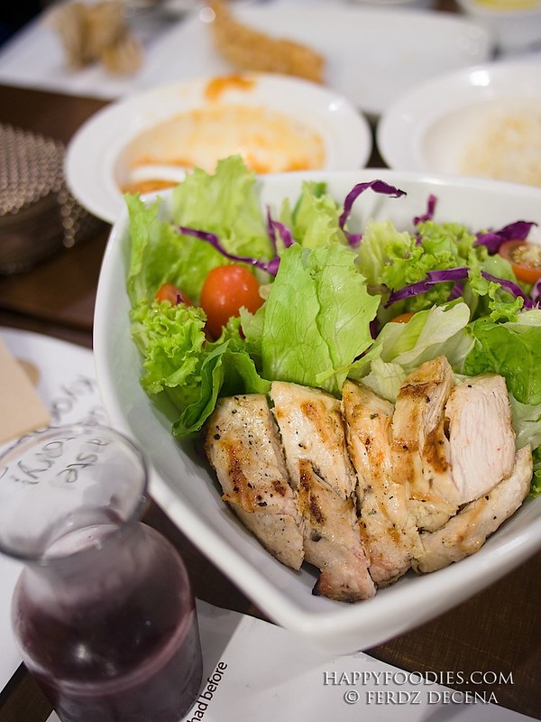 Green Salad with Grilled Chicken