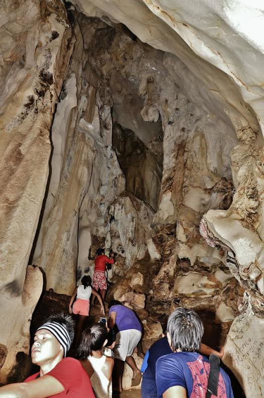 Bakwitan cave