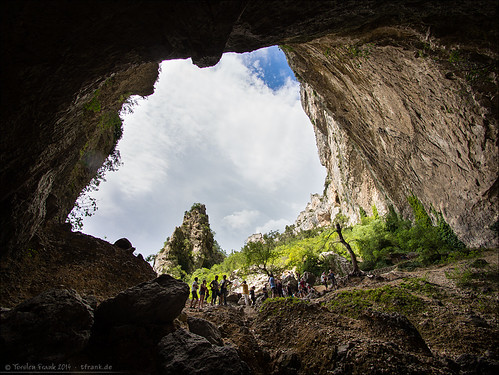 frankreich wasser cave provence fels fluss fontainedevaucluse höhle vaucluse quelle sorgue provencealpescôted’azur sorguequellteich