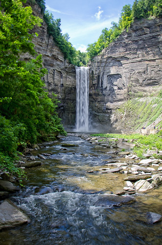 ny waterfall waterfalls handheld ithaca taughannock