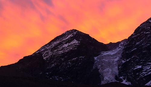 glacier burn red mountains landscape landscapephotography sunset chile morado