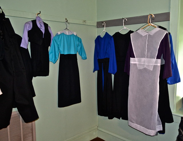 Amish Clothes 