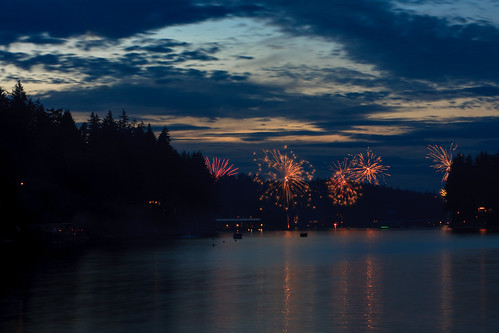 sunset lake water washington fireworks wa grapeview stretchisland