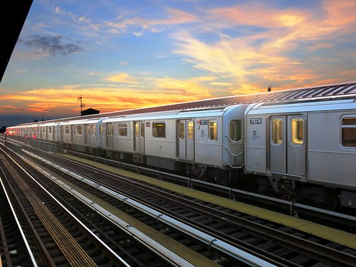 newyorkcity nyc queens subway train 7train 7line theel sunset