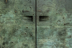 Detail - Josep Maria Subirachs, Door of the Coronation II