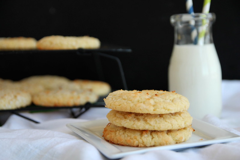 Snickerdoodle cookies with a coconut twist