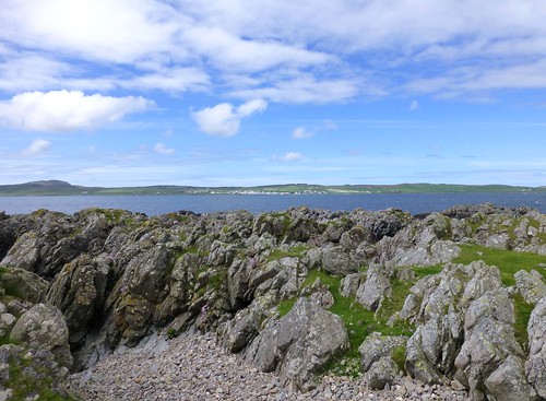 sea island coast scotland rocks islay loch portcharlotte isleofislay lochindaal argyllandbute worldtrekker