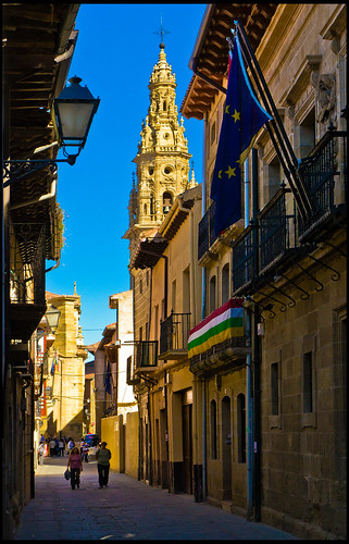 street españa tower church saint way de james la calle spain torre camino cathedral mayor catedral iglesia baroque rioja domingo santo barroco calzada exenta