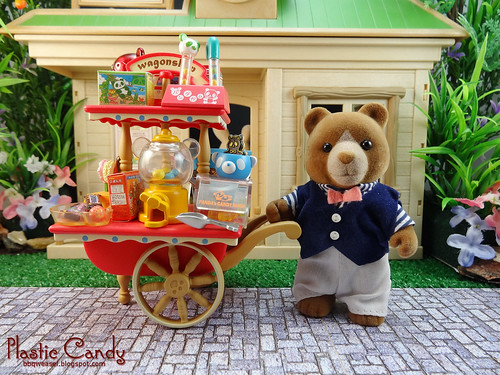 Mr Marmalade and his sweet cart