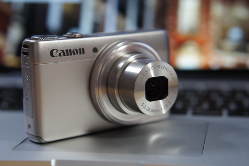 Canon Powershot S1シルバー まずは外観から Saburahuのブログ