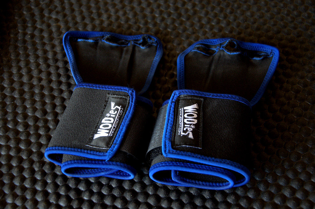 gloves for CrossFit wrist wraps WODies 2in1 WOD Grips 