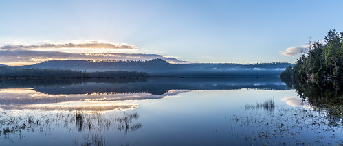 wayatinah tasmania australia au sunrise lake reflections water