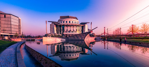 hungary budapest national theater sony a6000 panorama blue hours sunset reflection
