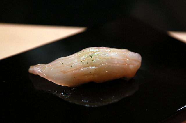 The light sprinkling of yuzu really perked up this sushi