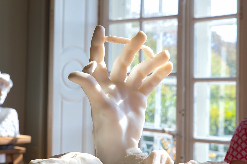 Hand | Elsa Brobbey