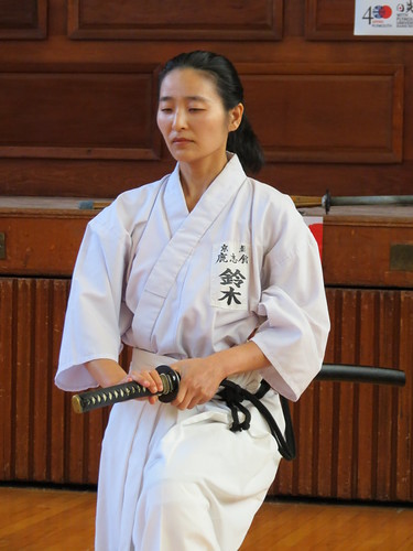 Ai Suzuki - Iaido