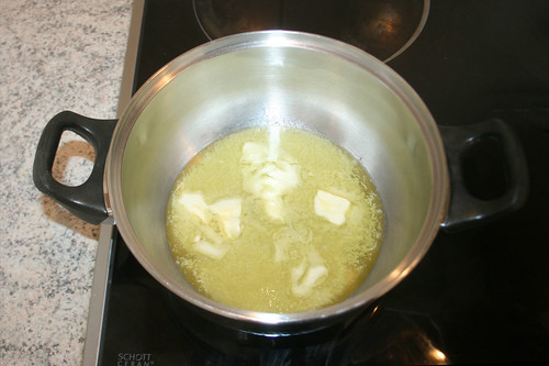 25 - Butter zerlassen / Melt butter