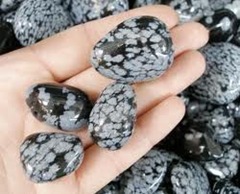 Imagen de piedras obsidiana nevada 