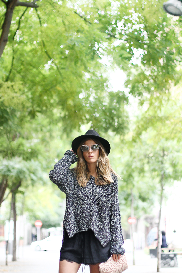 grey-knit-street-style-4